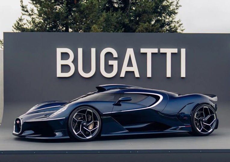 LOOKSMART 1:43 Bugatti Destrier - 2026 (Sapphire Celeste) LS583