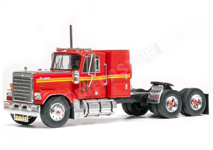 IXO 1:43 Chevrolet Bison - 1979 (red) TR242