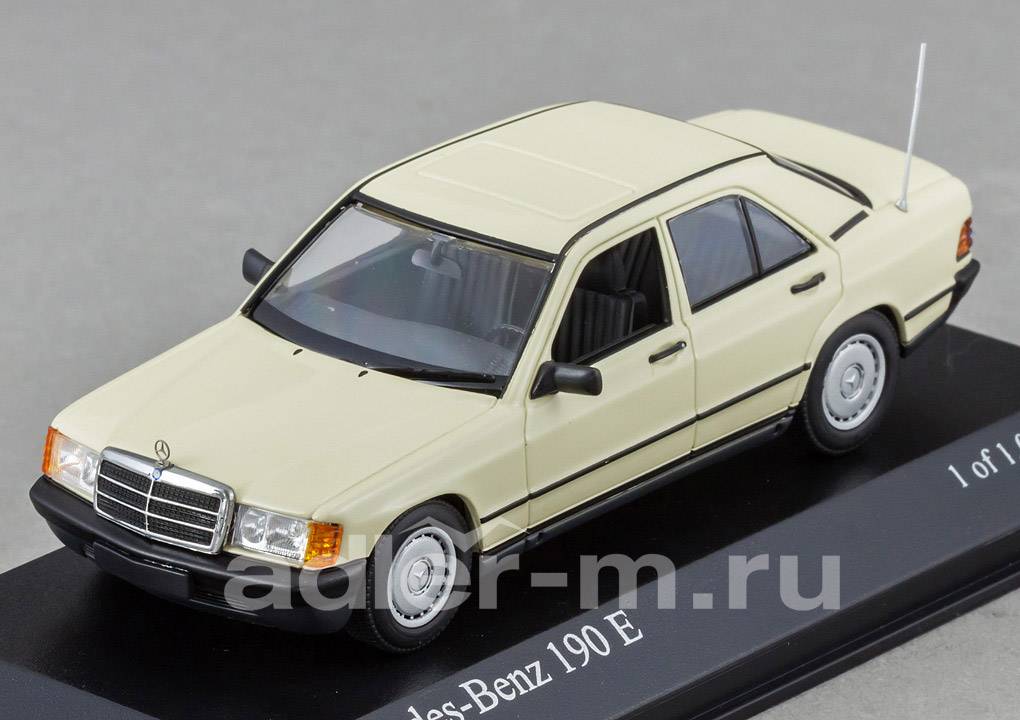 MINICHAMPS 1:43 Mercedes-Benz 190 E (W201) 1984 (cream) 400034104