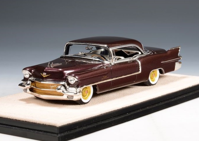 GLM + STAMP MODELS 1:43 Cadillac Eldorado Seville - 1956 (Chantilly Maroon Metallic) STM56001