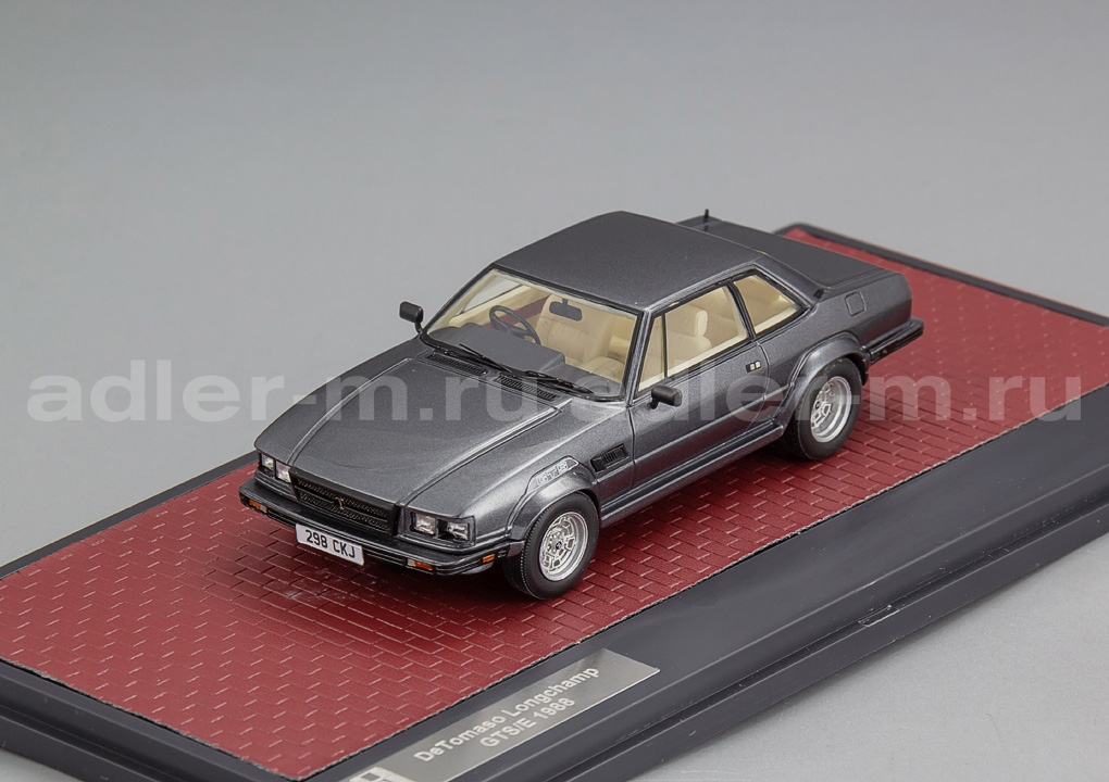 MATRIX 1:43 De Tomaso Longchamp GTS/E - 1988 (grey metallic) MX40404-032