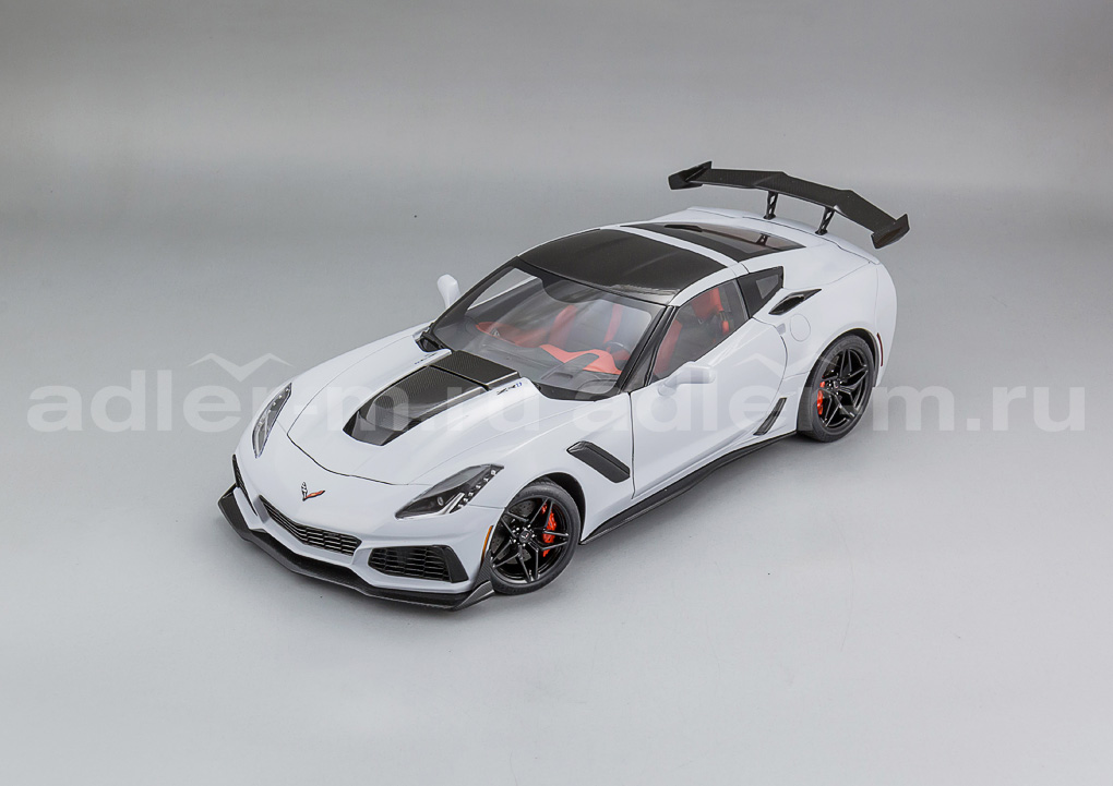 AUTOART 1:18 Chevrolet Corvette C7 ZR1 (ceramic matrix grey metallic) 71277