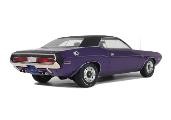 OTTO MOBILE 1:12 Dodge Challenger R/T - 1970 (plum crazy) G083