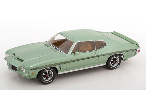 KK SCALE 1:18 Pontiac LeMans GTO 1972 (light green metallic) KKDC181355