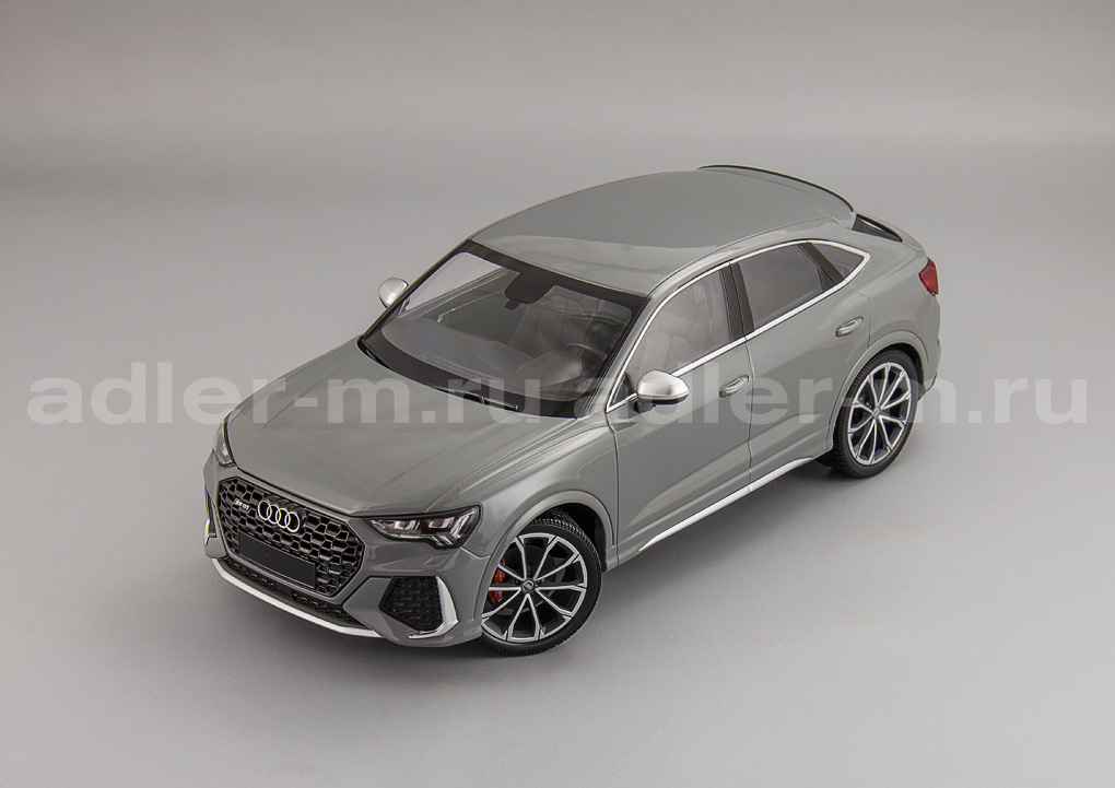 MINICHAMPS 1:18 Audi RSQ3 - 2019 (grey met) 155018100