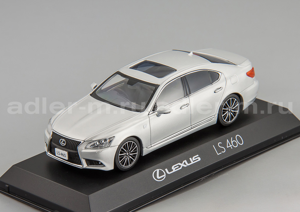 KYOSHO 1:43 Lexus LS460 F Sport (silver) 03659S