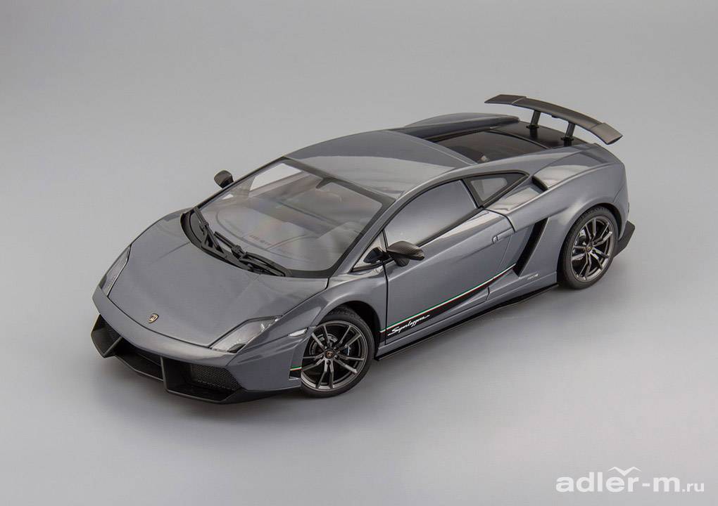 AUTOART 1:18 Lamborghini Gallardo LP570-4 Superleggera - 2010 (metallic grey) 74657