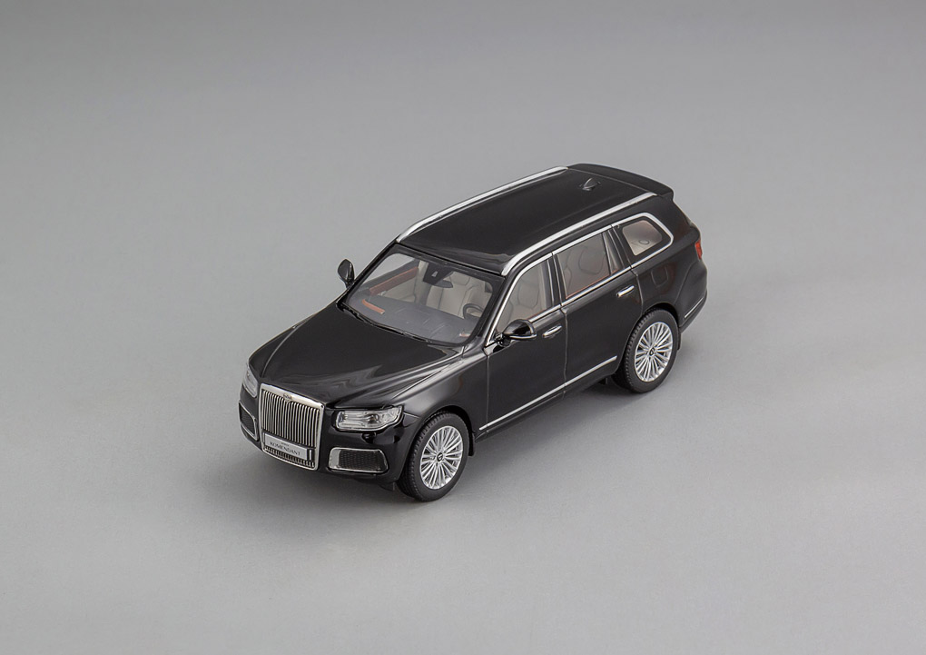 DIP MODELS 1:43 AURUS KOMENDANT (universe black) 412412