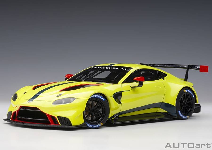 AUTOART 1:18 Aston Martin Vantage GTE Le Mans Pro 2018 Presentation Car 81807