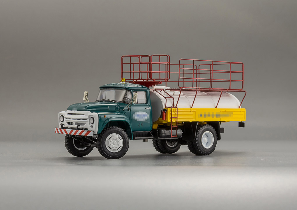 DIP MODELS 1:43 Автомобиль для обслуживания самолётов «АС-157», Москва Аэропорт «Шереметьево» 1977 г. 113026
