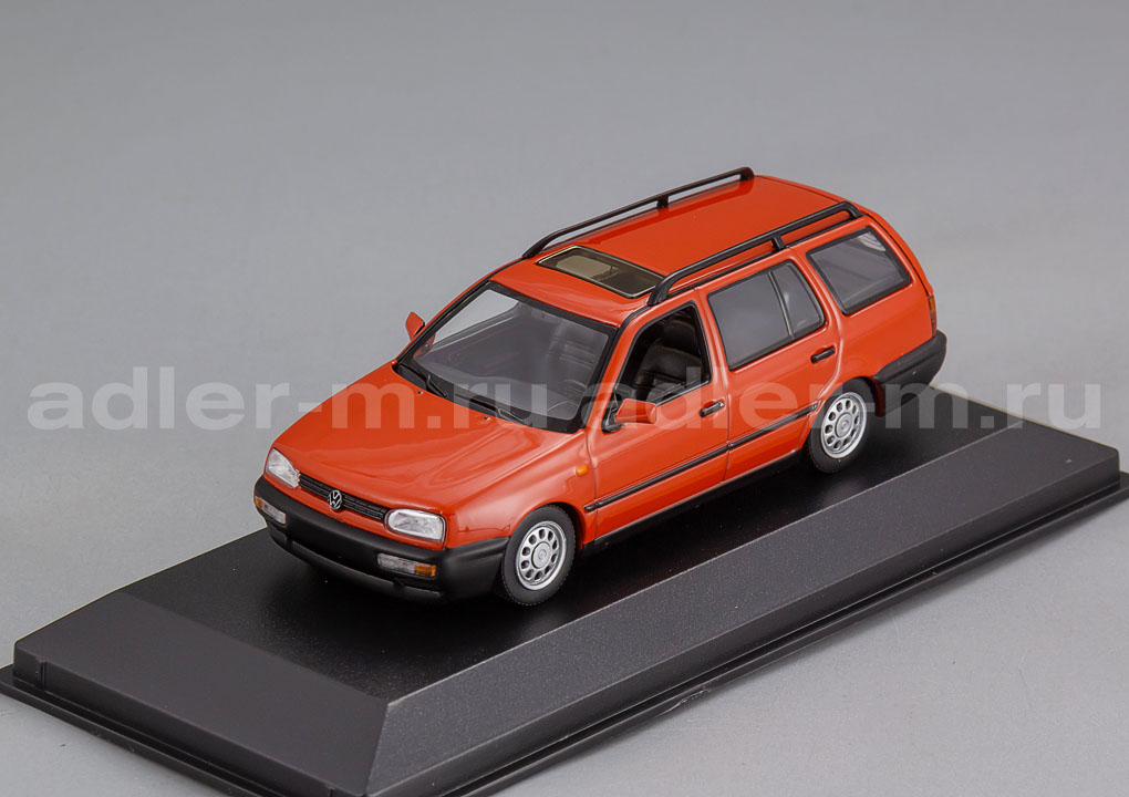 MINICHAMPS (MAXICHAMPS) 1:43 Volkswagen Golf Variant - 1997 (red) 940055511