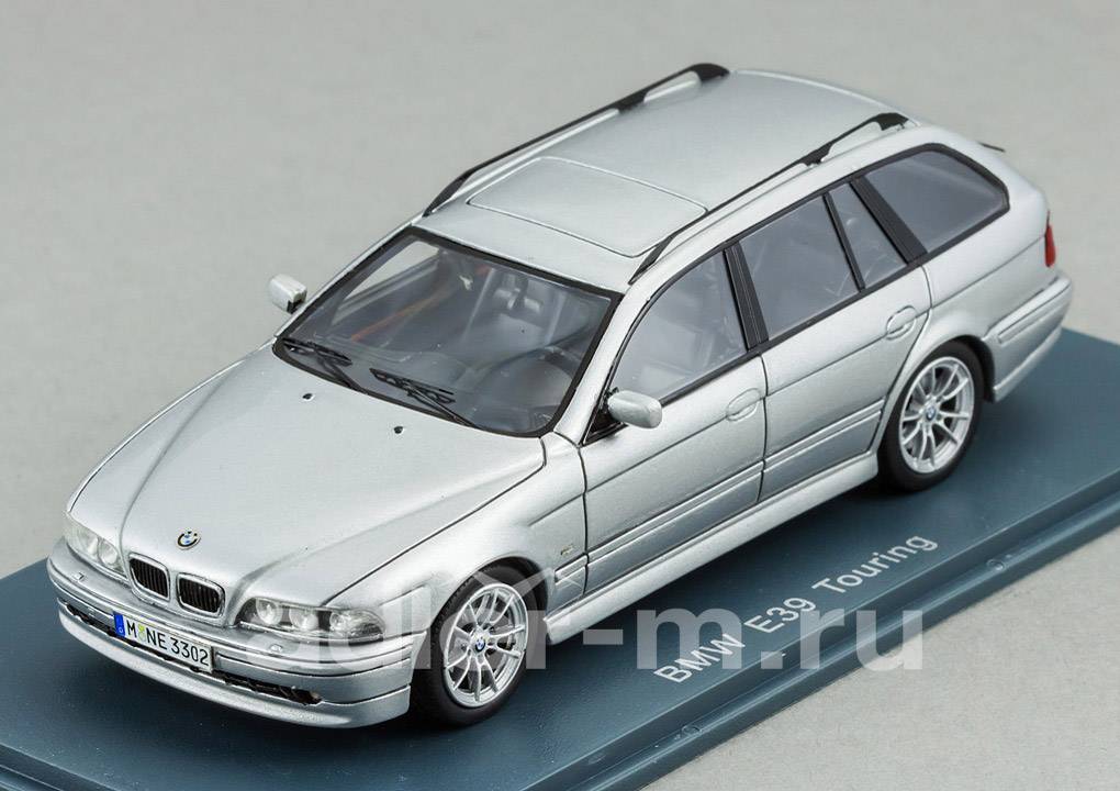 NEO 1:43 BMW 530D Touring (E39) 2002 (silver) NEO43302