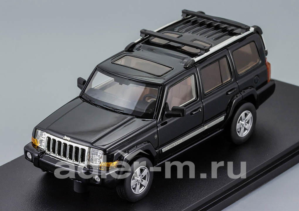 GLM 1:43 Jeep Commander 2006 (black metallic) GLM108401