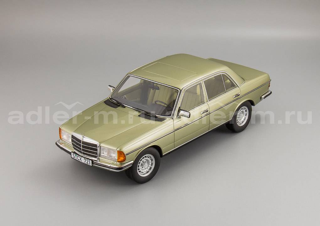 CULT SCALE MODELS 1:18 Mercedes-Benz 280E (W123) - 1976 (green met) CML072-1