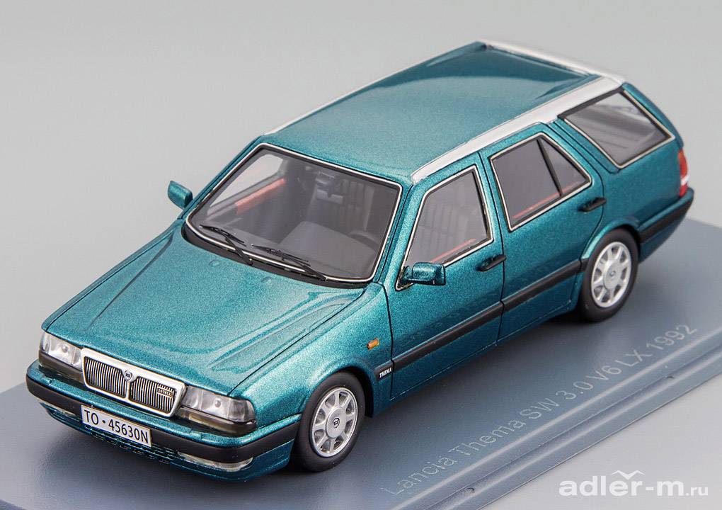 NEO 1:43 Lancia Thema SW V6 LX (green metallic) NEO45630