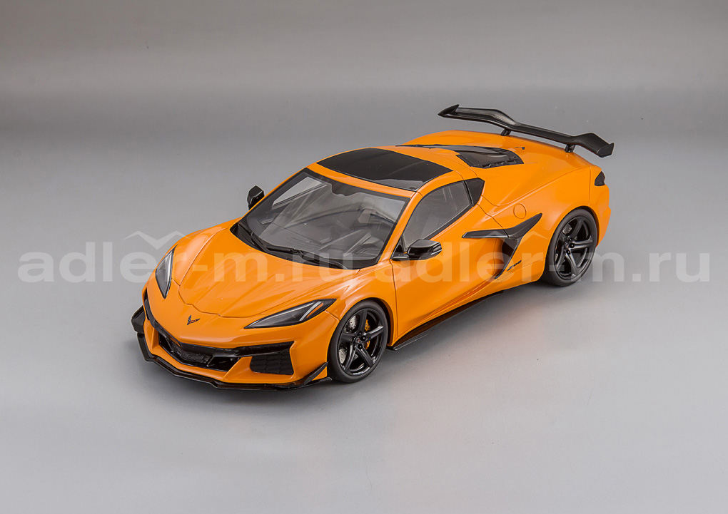 GT SPIRIT 1:18 Chevrolet Corvette C8 Z06 - 2023 (orange) GT417