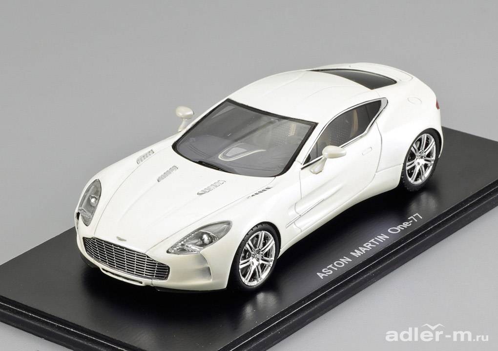 SPARK 1:43 Aston Martin One 77 2009 (white) S2161