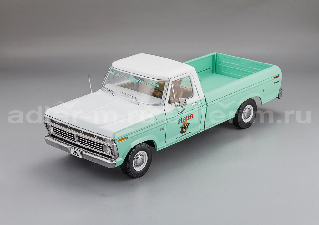 GREENLIGHT 1:18 Ford F-100 пикап "Only You Can Prevent Wildfires" c фигуркой медведя 1975  13636