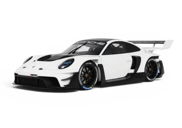 GT SPIRIT 1:18 Porsche 911 (992.1) GT3 R - 2023 (rennsport white) GT1010