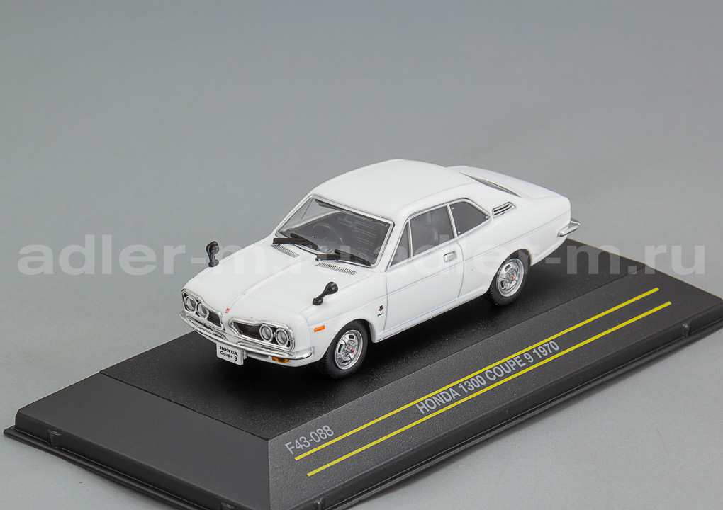 FIRST 43 1:43 Honda 1300 9 Купе - 1970 (white) F43-088