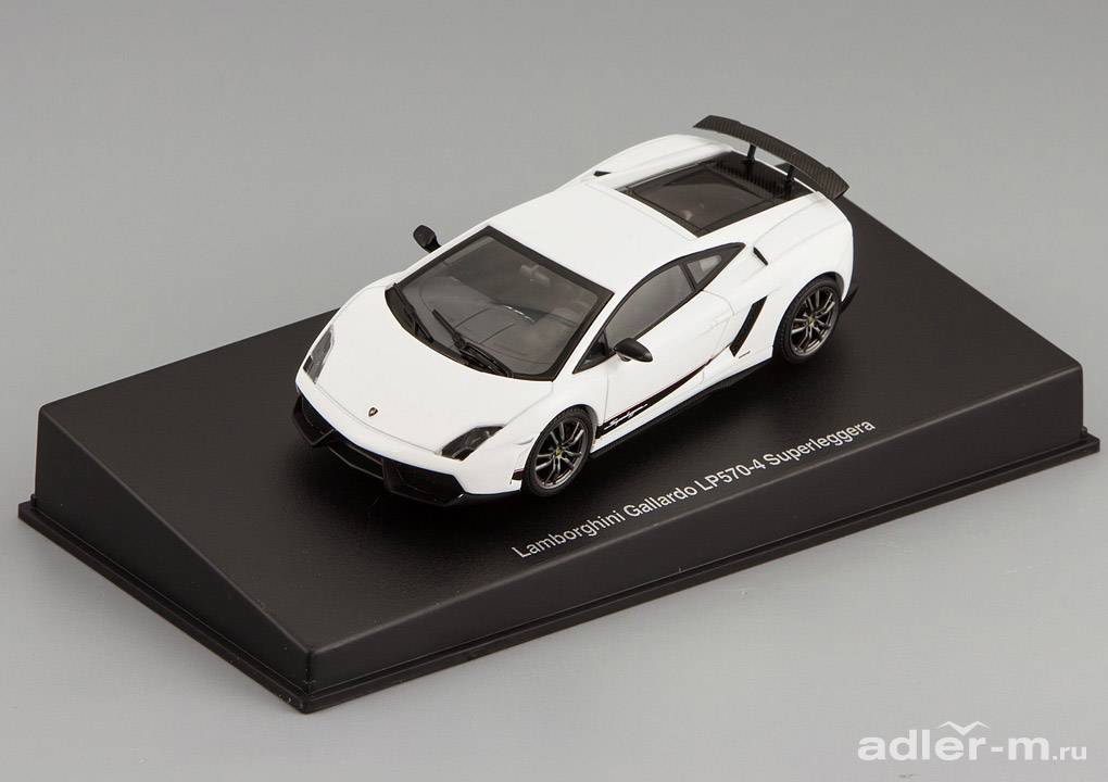 AUTOART 1:43 Lamborghini Gallardo LP570-4 Superleggera 2010 (white) 54643