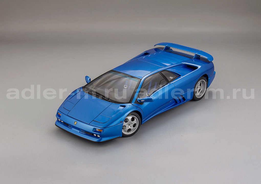 AUTOART 1:18 Lamborghini Diablo SE 30 (metallic blue) 79156
