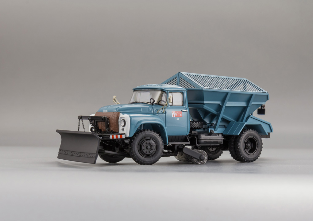 DIP MODELS 1:43 Пескоразбрасыватель «ПР-130» Ленинград - 1968 г. 113023
