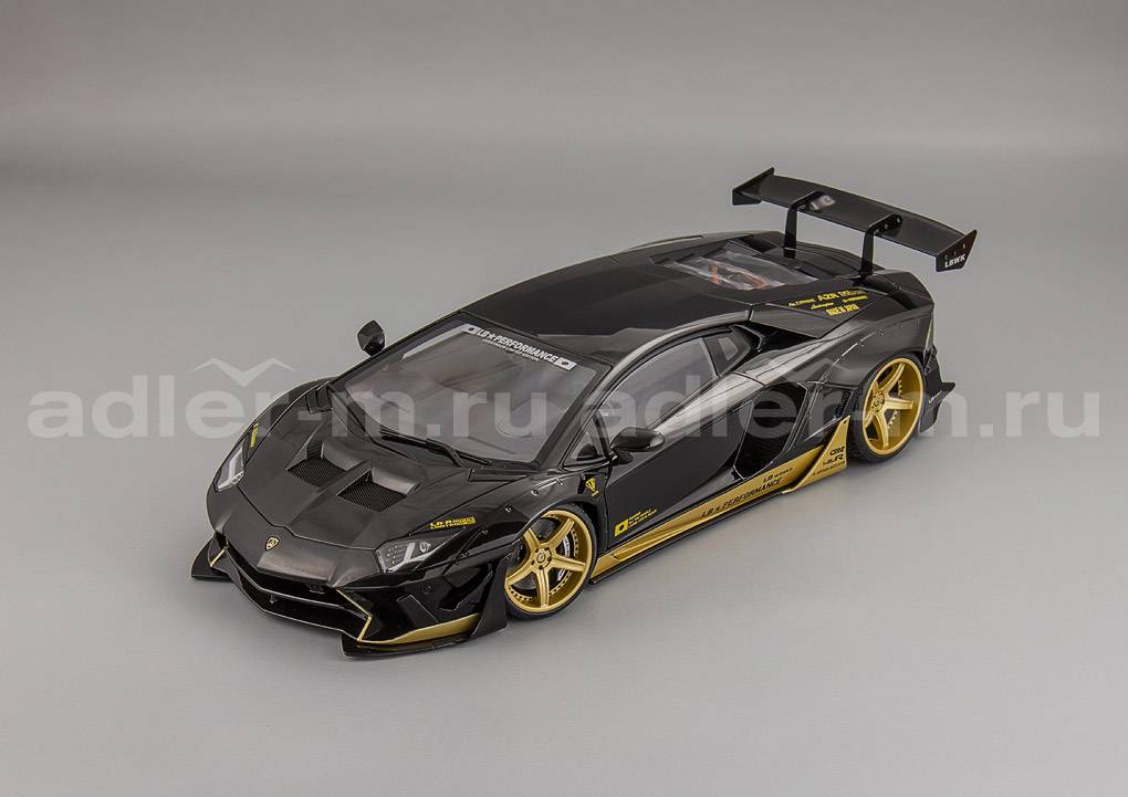 AUTOART 1:18 Lamborghini Aventador LB Performance (gloss black / gold accents) 79184
