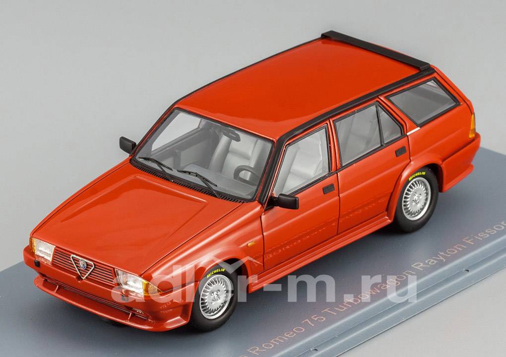 NEO 1:43 Alfa Romeo 75 Turbo Wagon Rayton Fissore (red) NEO45045