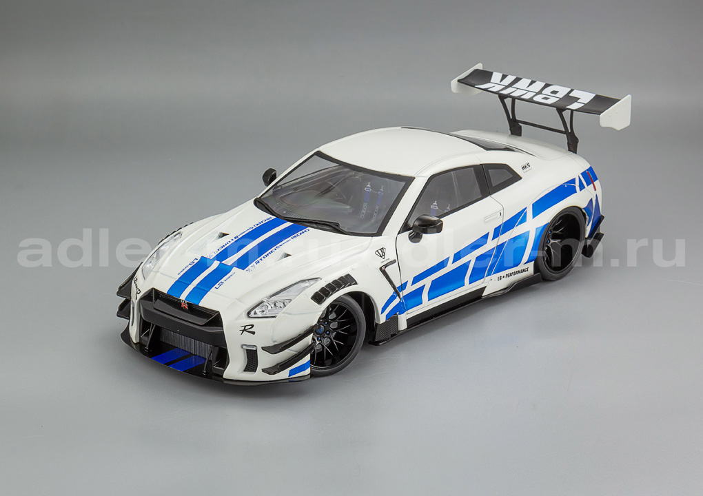 SOLIDO 1:18 Nissan GT-R (R35) Paul Tribute - 2024 (white/blue) S1805816