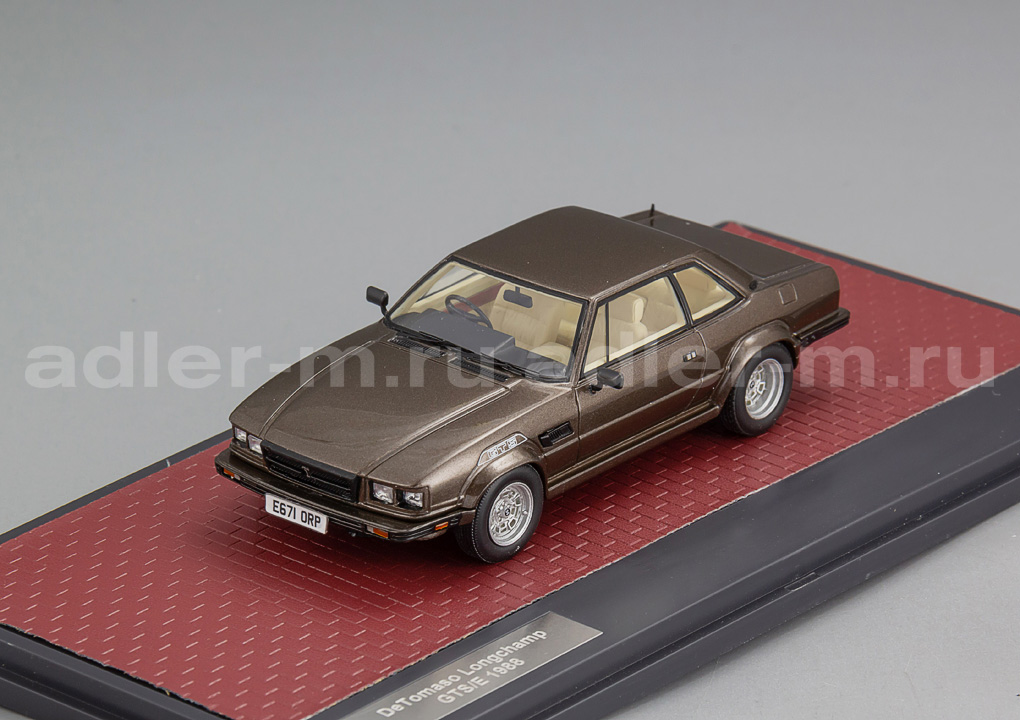 MATRIX 1:43 De Tomaso Longchamp GTS/E - 1988 (brown metallic) MX40404-031