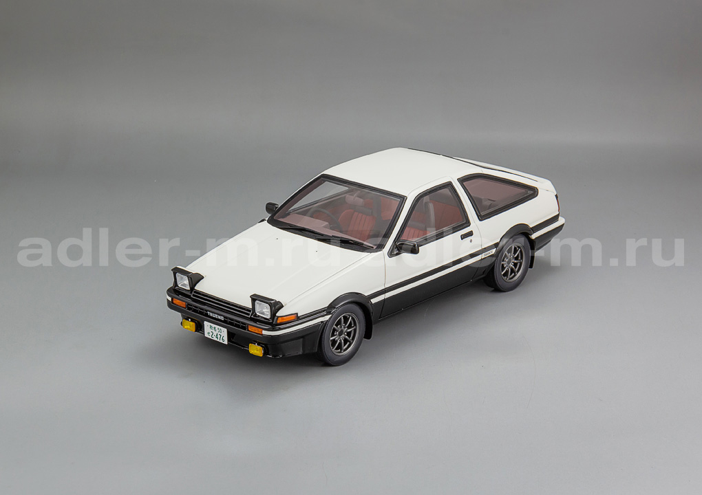 OTTO MOBILE 1:18 Toyota Sprinter Trueno AE86 (white) OT444