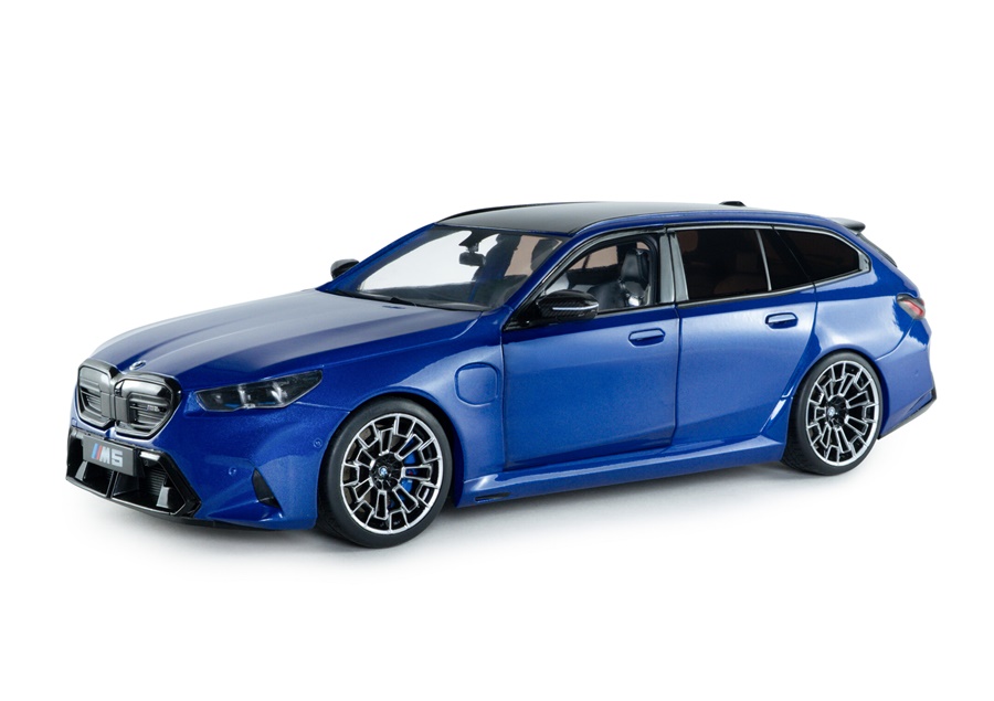 SOLIDO 1:18 BMW M5 G99 Touring - 2025 (blue) S1814801