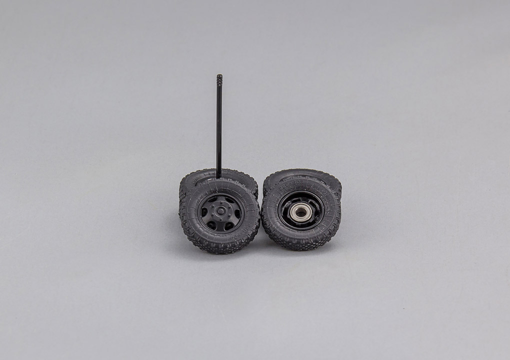 DIP MODELS 1:43 Набор покрышек "ИЯ-112" с дисками (6 шт) и подшипниками (2 шт) 500001-1
