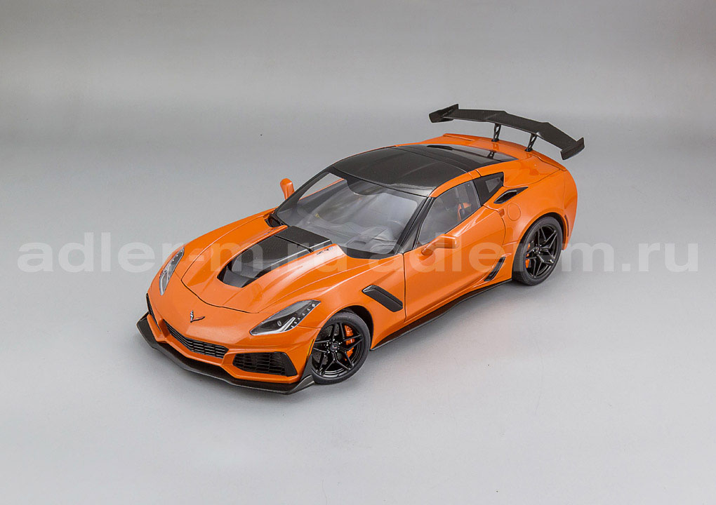 AUTOART 1:18 Chevrolet Corvette C7 ZR1 (sebring orange tintcoat) 71279