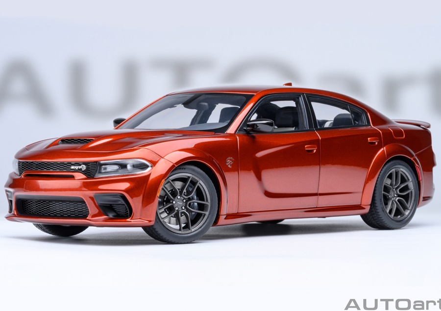 AUTOART 1:18 Dodge Charger SRT Hellcat Redeye Jailbreak (Sinamon Stick) 71755