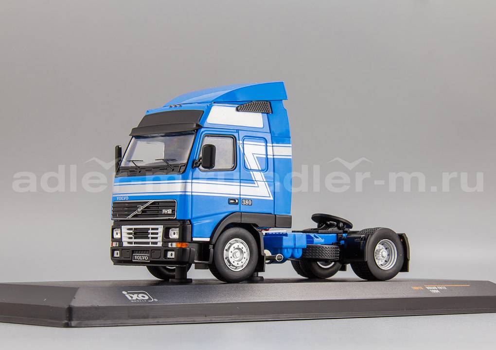 IXO 1:43 Volvo FH12 (blue / silver) TR018