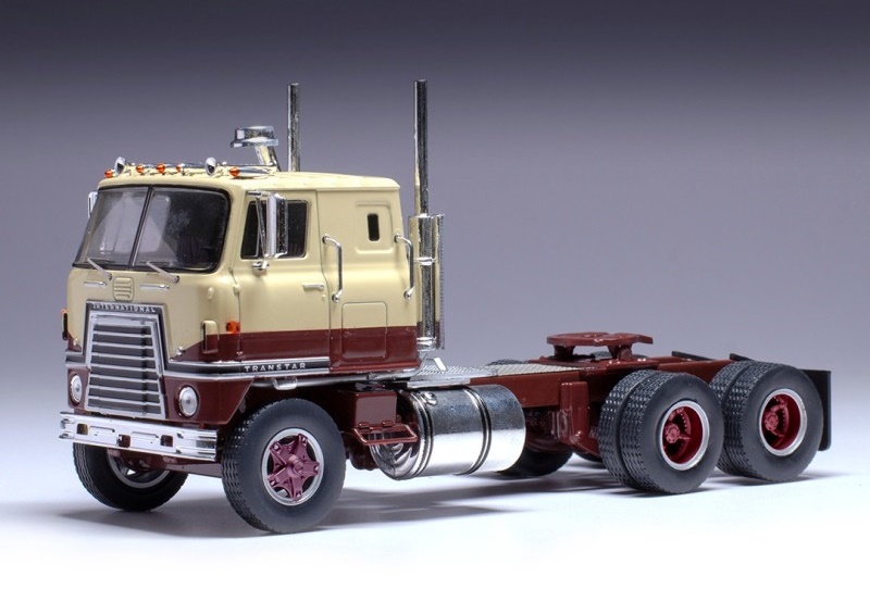 IXO 1:43 International Transtar COE - 1965 (beige/brown) TR201