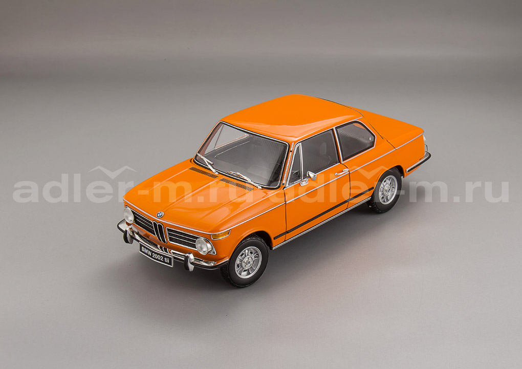 KYOSHO 1:18 BMW 2002 tii (orange) 08543P