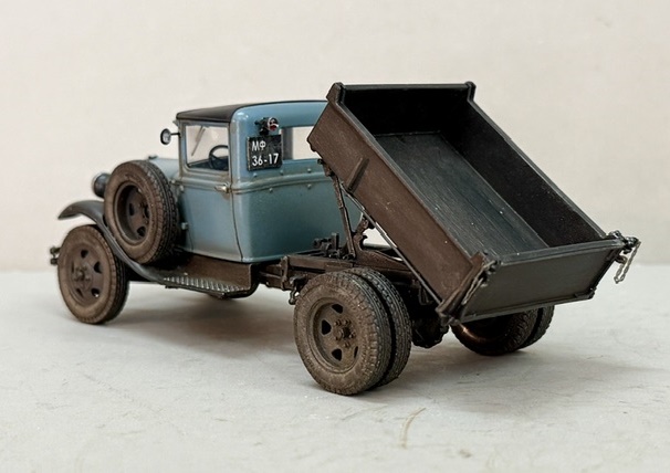 САРЛАБ 1:43 Самосвал С-1 на шасси АА, 1936г. (со следами экспл.) SL-304-2