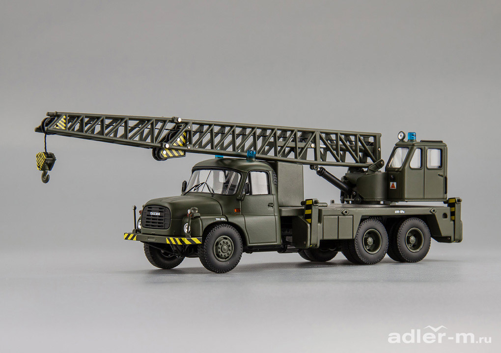 PREMIUM CLASSIXXS 1:43 Tatra T148 Crane-Truck Military PrCl12878