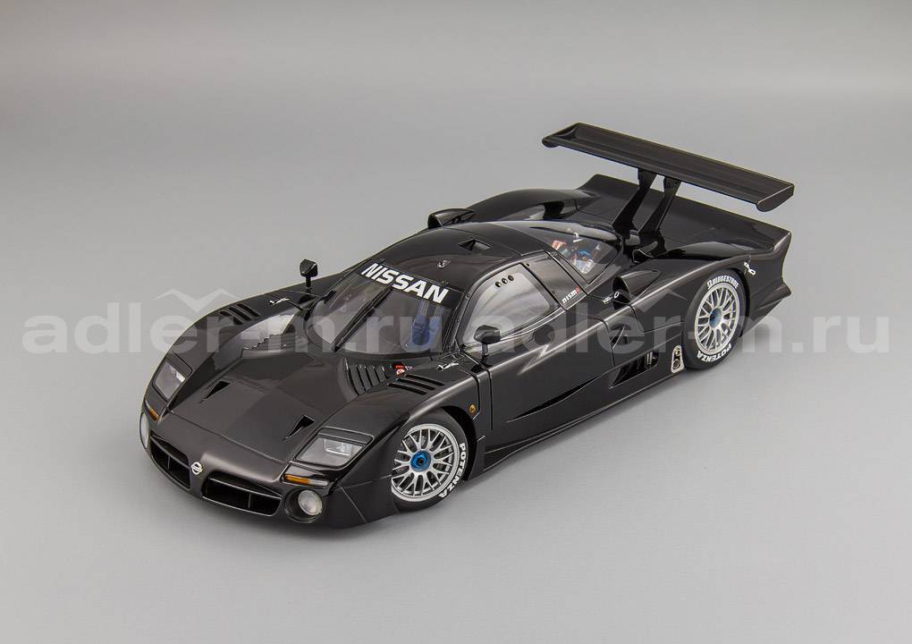 AUTOART 1:18 Nissan R390 GT1 LM 1998 (black) 89878