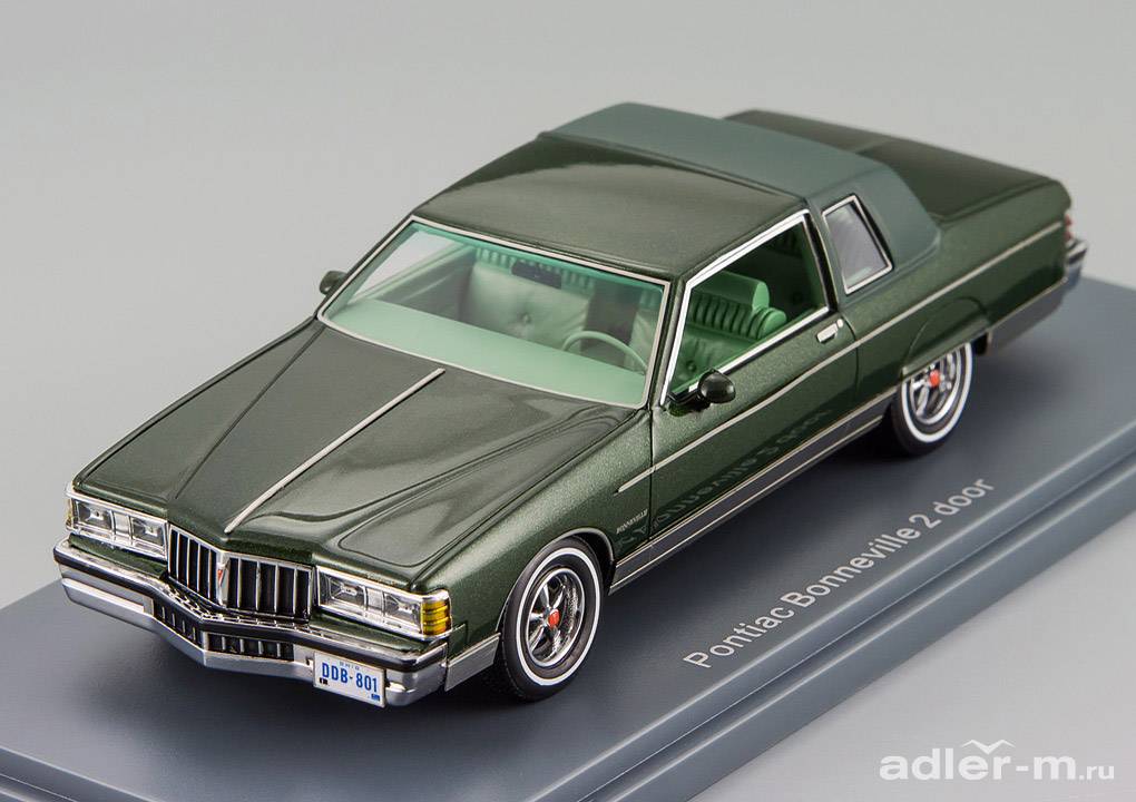 NEO 1:43 Pontiac Bonneville Brougham 2-Door (dark green metallic) NEO44801