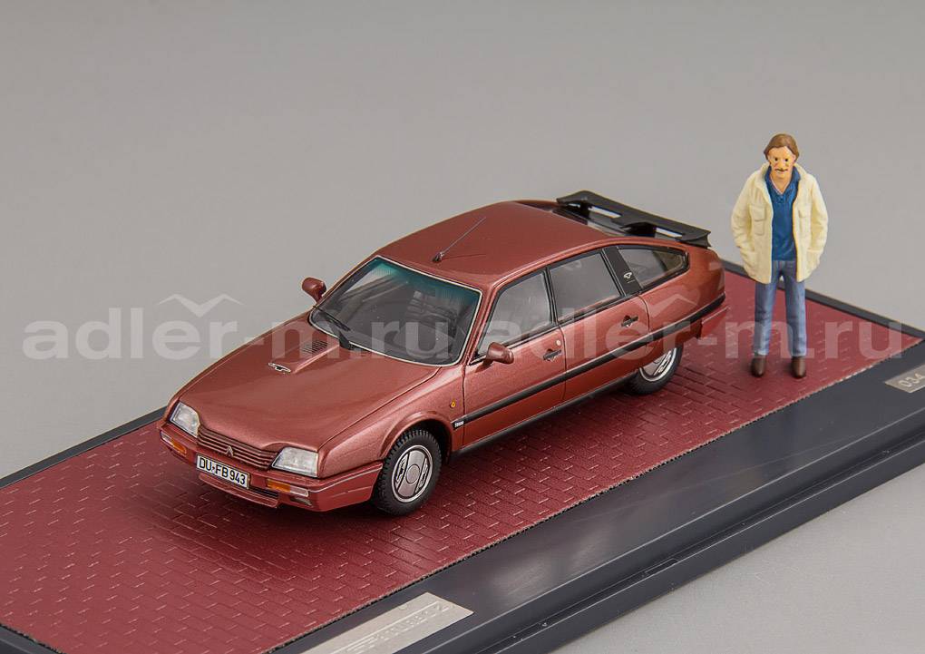 MATRIX 1:43 Citroen CX GTi Turbo 2 с фигуркой Horst Schimanski из т/с « Место преступления» - 1986 (maroon) MX40304-112