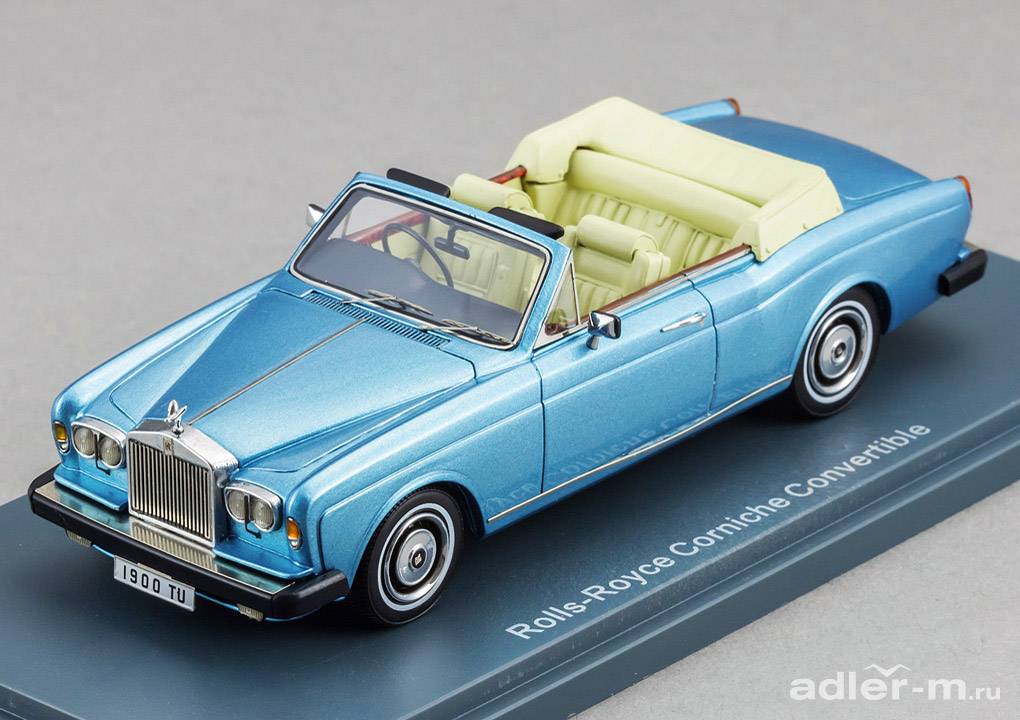 NEO 1:43 Rolls-Royce Corniche Convertible 1977 (blue metallic) NEO44190