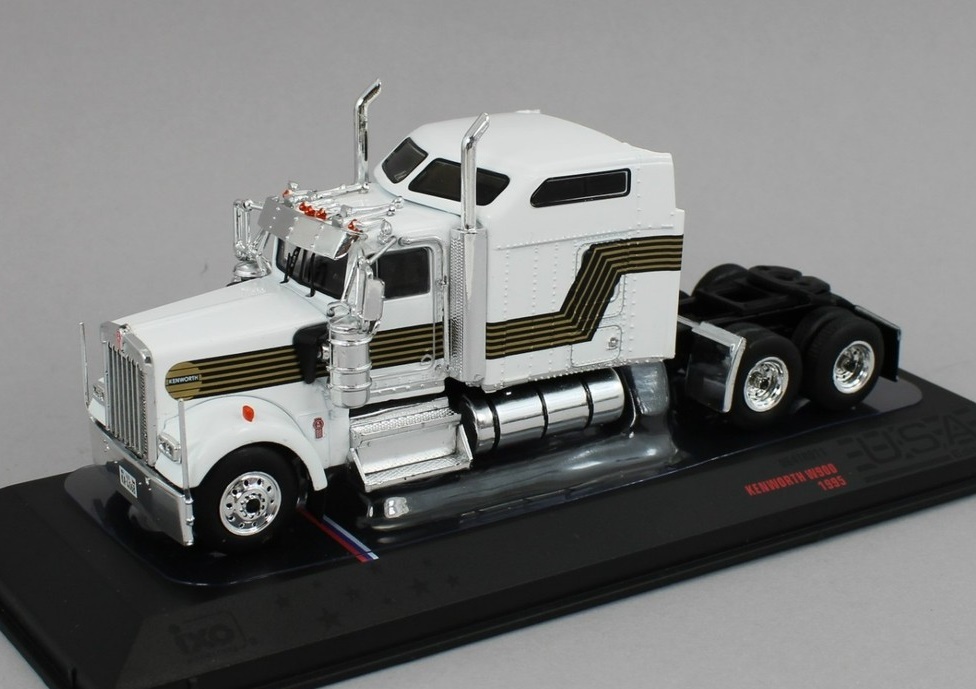 IXO 1:64 Kenworth W900 - 1987 U64TR011