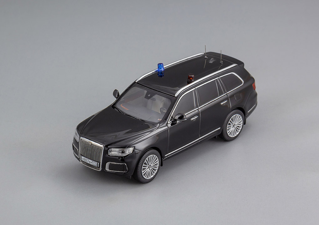 DIP MODELS 1:43 AURUS KOMENDANT г. Москва 2024 ГОН 412414