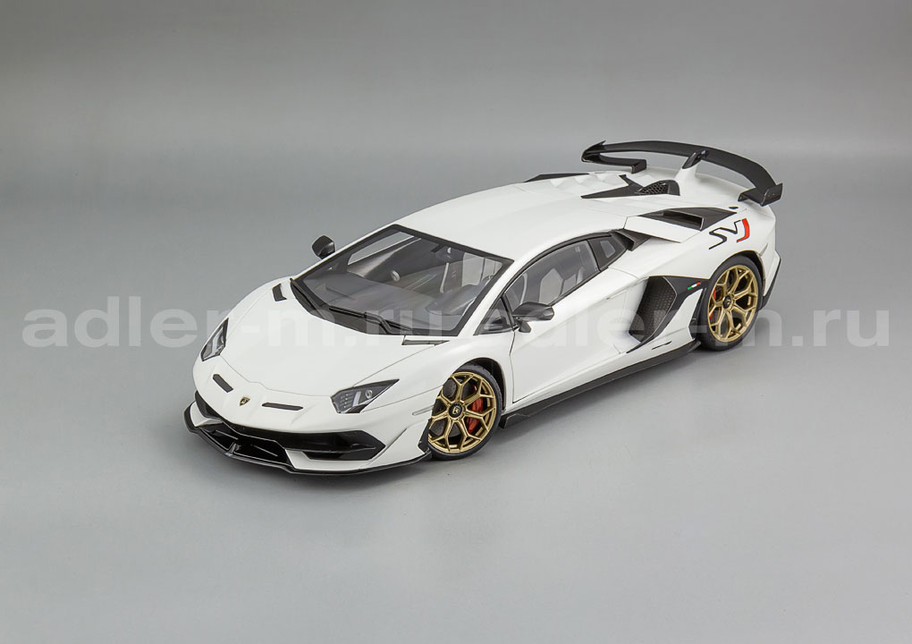 AUTOART 1:18 Lamborghini Aventador SVJ (white) 79217