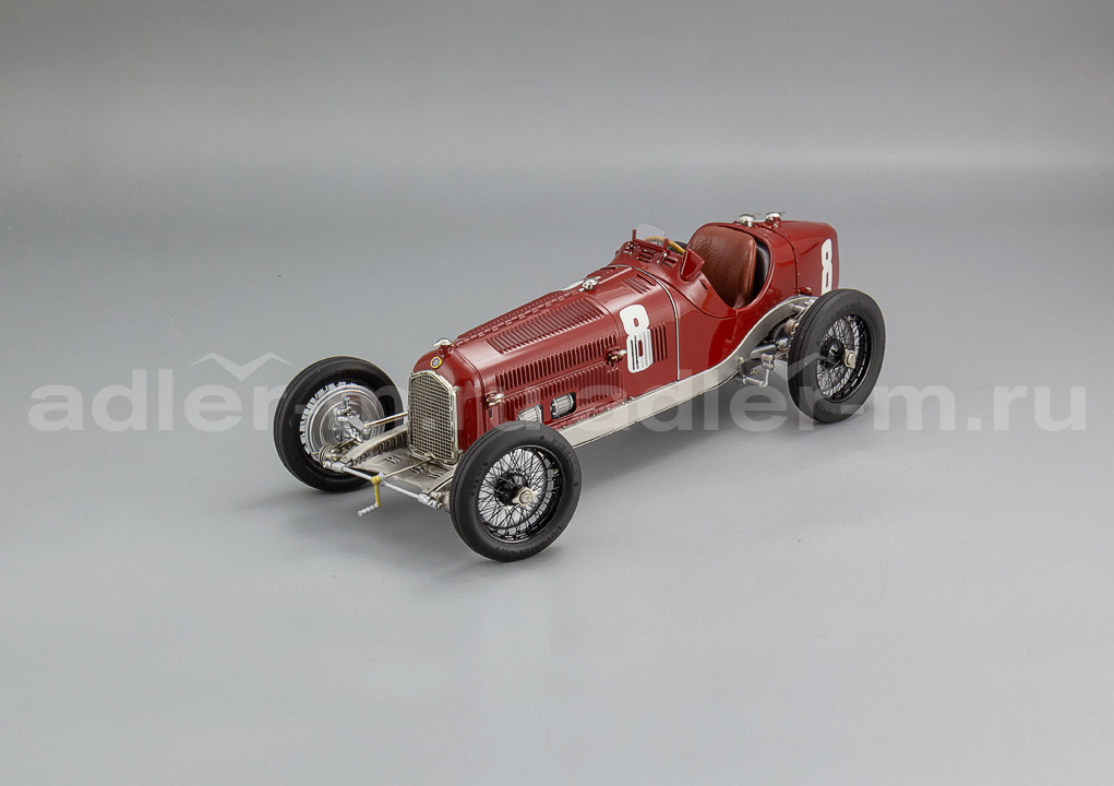 CMC 1:18 Alfa Romeo P3 Nuvolari, winner GP Italy 1932, #8 M-219
