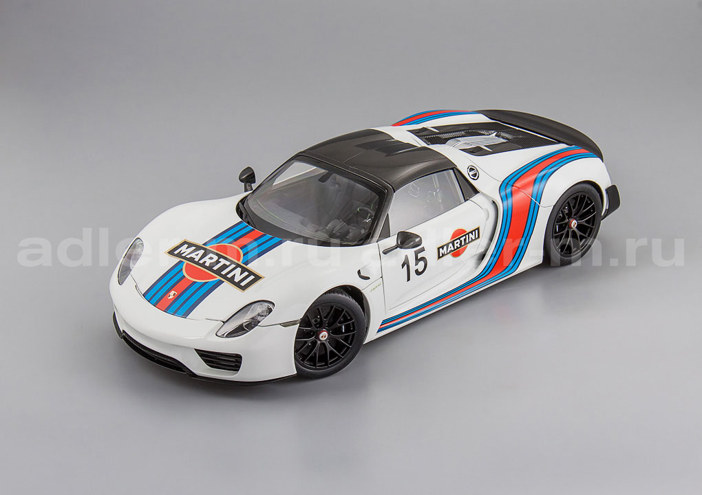 AUTOART 1:18 Porsche 918 Spyder Weissach Package 2013 (white, martini livery) 77927